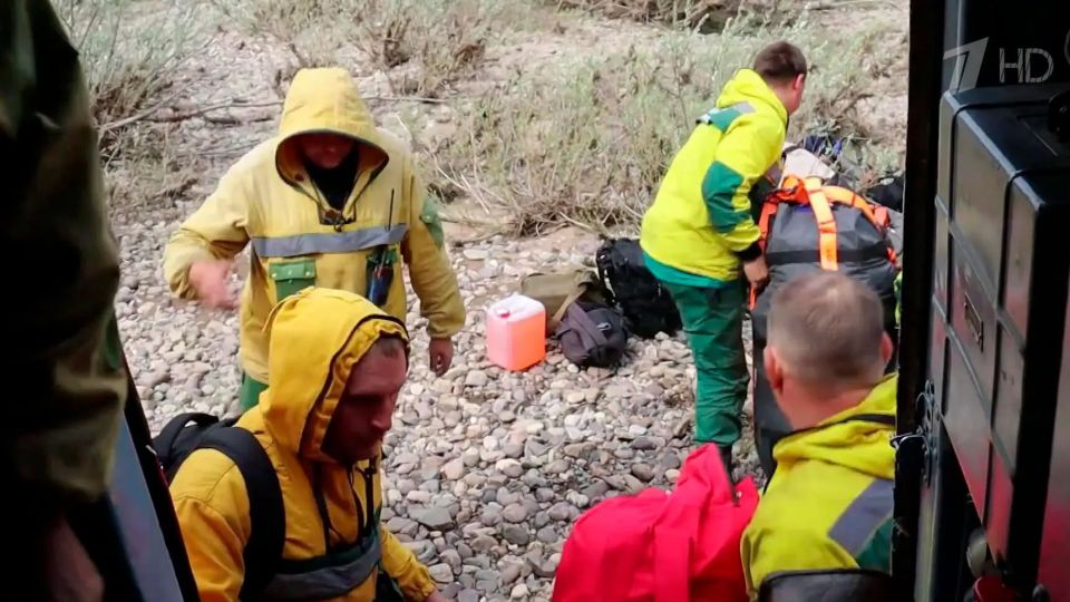 Сегодня в Красноярский край отправились специалисты из Свердловской области