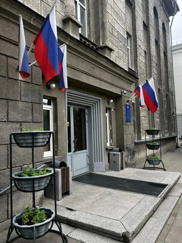 В МТУ Росимущества в Красноярском крае, Республике Хакасия и Республике Тыва прошла праздничная линейка, посвящённая Дню России В МТУ Росимущества в Красноярском крае, Республике Хакасия и Республике Тыва прошла праздничная линейка, посвящённая Дню России