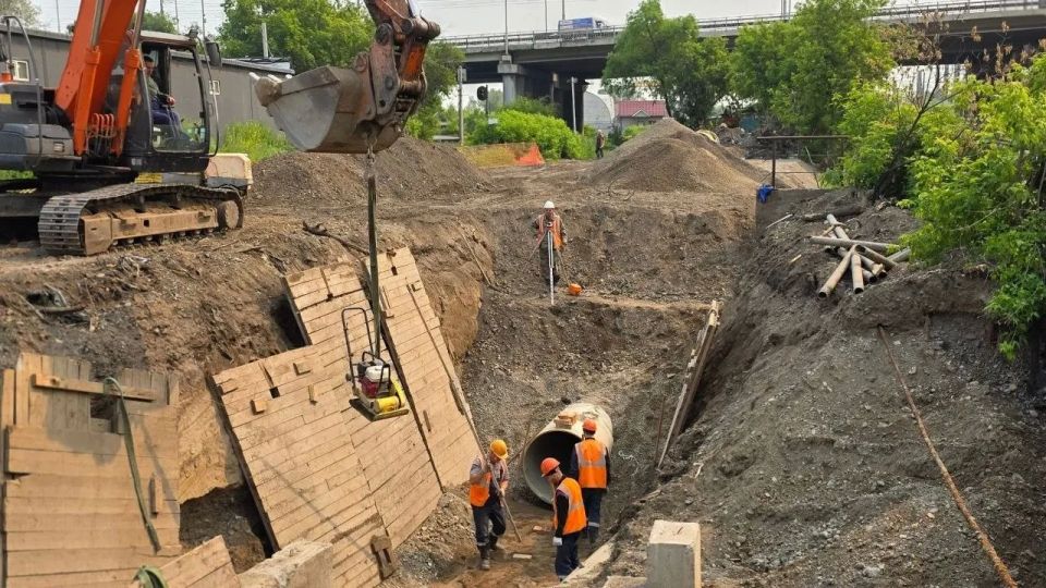«КрасКом» завершил монтаж финальной части второго участка коллектора на Семафорной «КрасКом» завершил монтаж финальной части второго участка коллектора на Семафорной