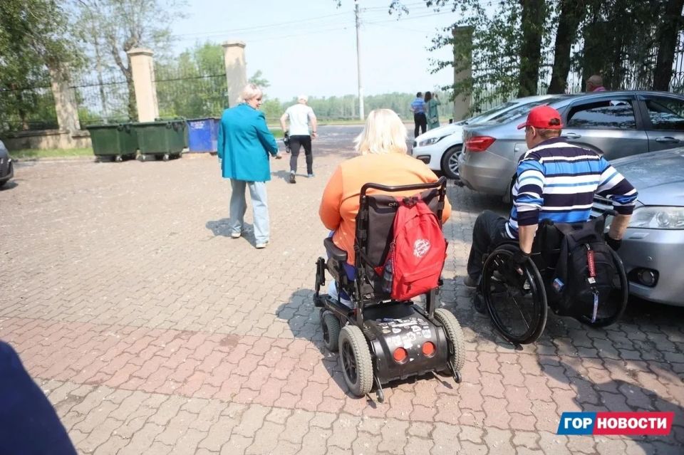 В Красноярске запустили инклюзивные автобусные экскурсии В Красноярске запустили инклюзивные автобусные экскурсии