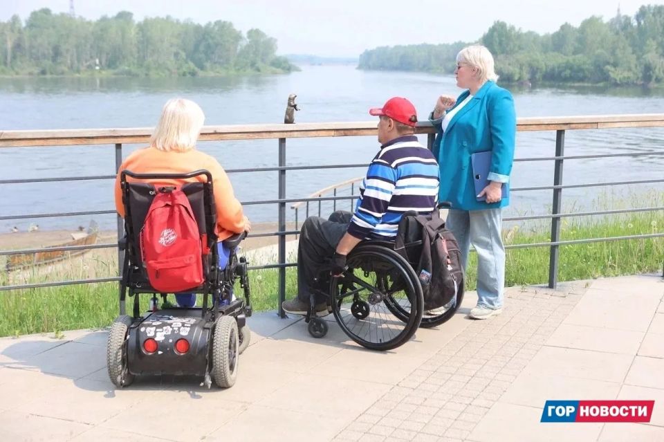 В Красноярске запустили инклюзивные автобусные экскурсии В Красноярске запустили инклюзивные автобусные экскурсии