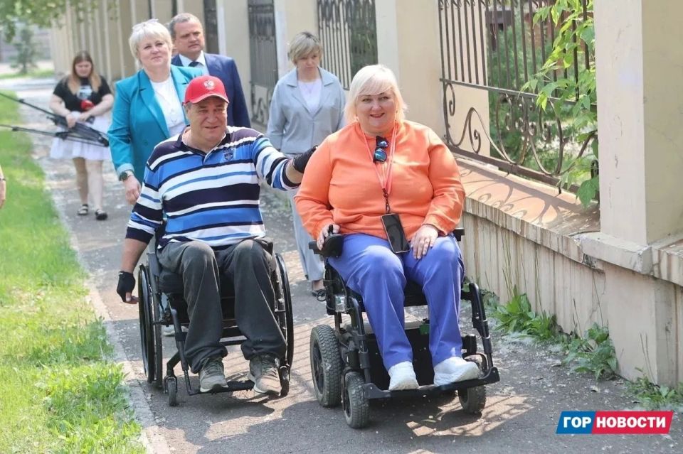 В Красноярске запустили инклюзивные автобусные экскурсии В Красноярске запустили инклюзивные автобусные экскурсии