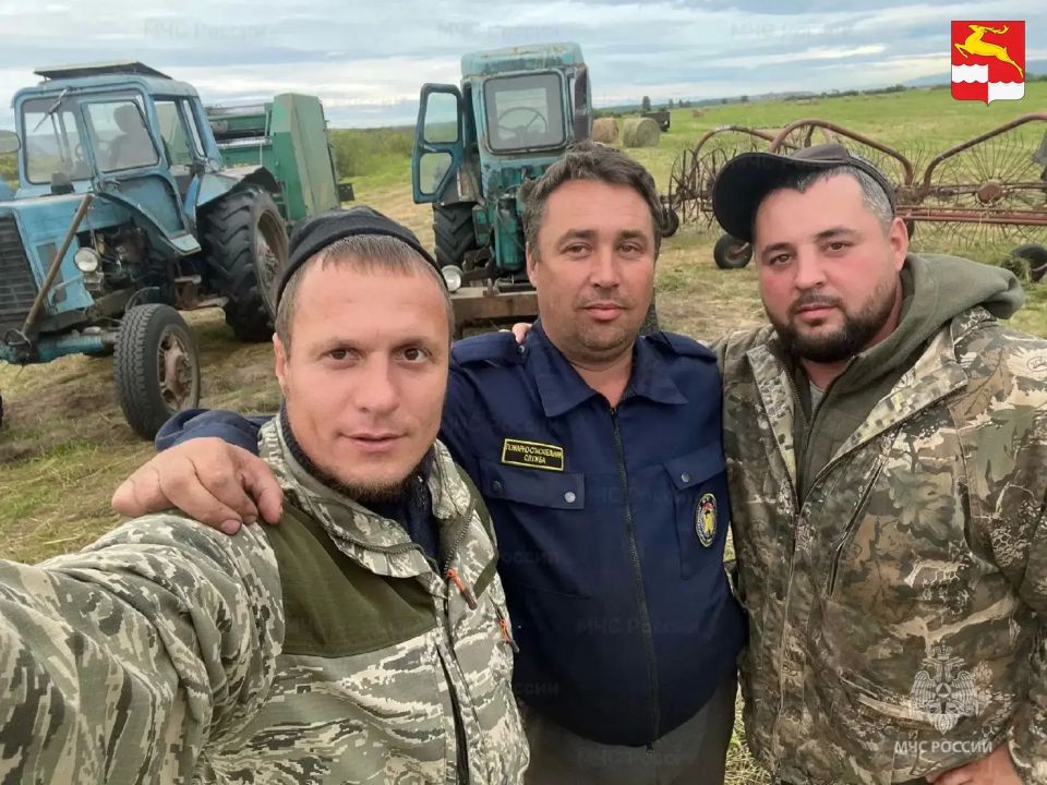 В селе Заледеево пожарный МЧС России спас тонущих детей В селе Заледеево пожарный МЧС России спас тонущих детей