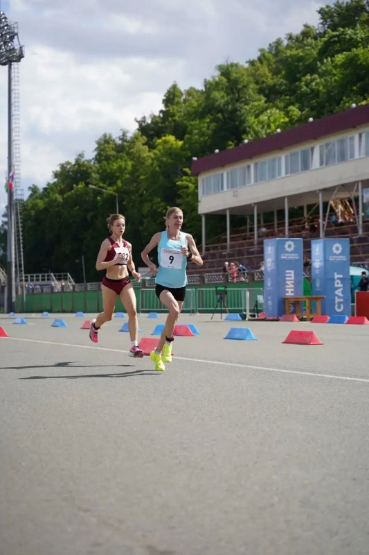Команда ГУФСИН России по Красноярскому краю стала серебряным призером Чемпионата ФСИН России по легкоатлетическому кроссу и служебному биатлону Команда ГУФСИН России по Красноярскому краю стала серебряным призером Чемпионата ФСИН России по легкоатлетическому кроссу и служебному биатлону
