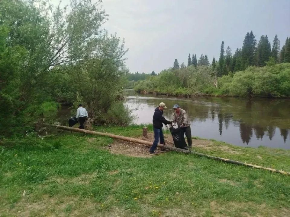 В Казачинско-Пировском округе прошла уборка берегов В Казачинско-Пировском округе прошла уборка берегов