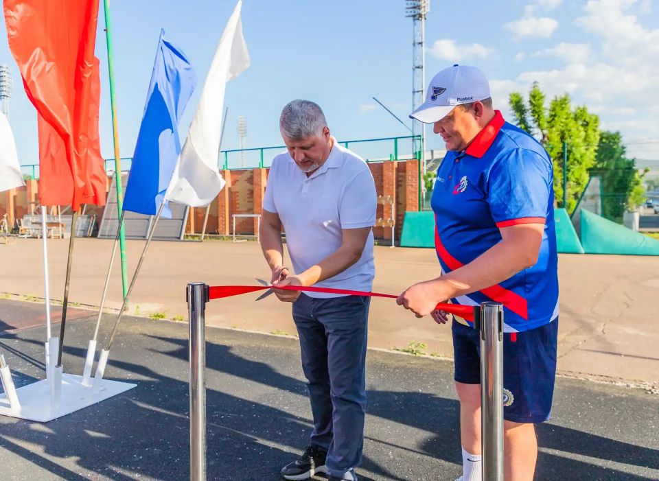 Панорамный падел-корт открылся в Красноярске Панорамный падел-корт открылся в Красноярске