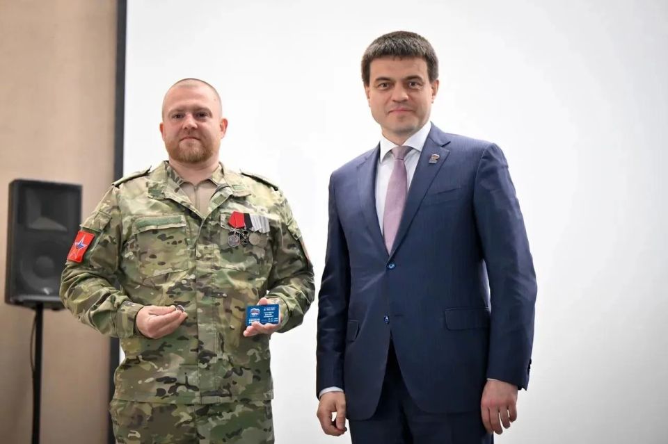 В Красноярске прошла конференция регионального отделения Единой России В Красноярске прошла конференция регионального отделения Единой России