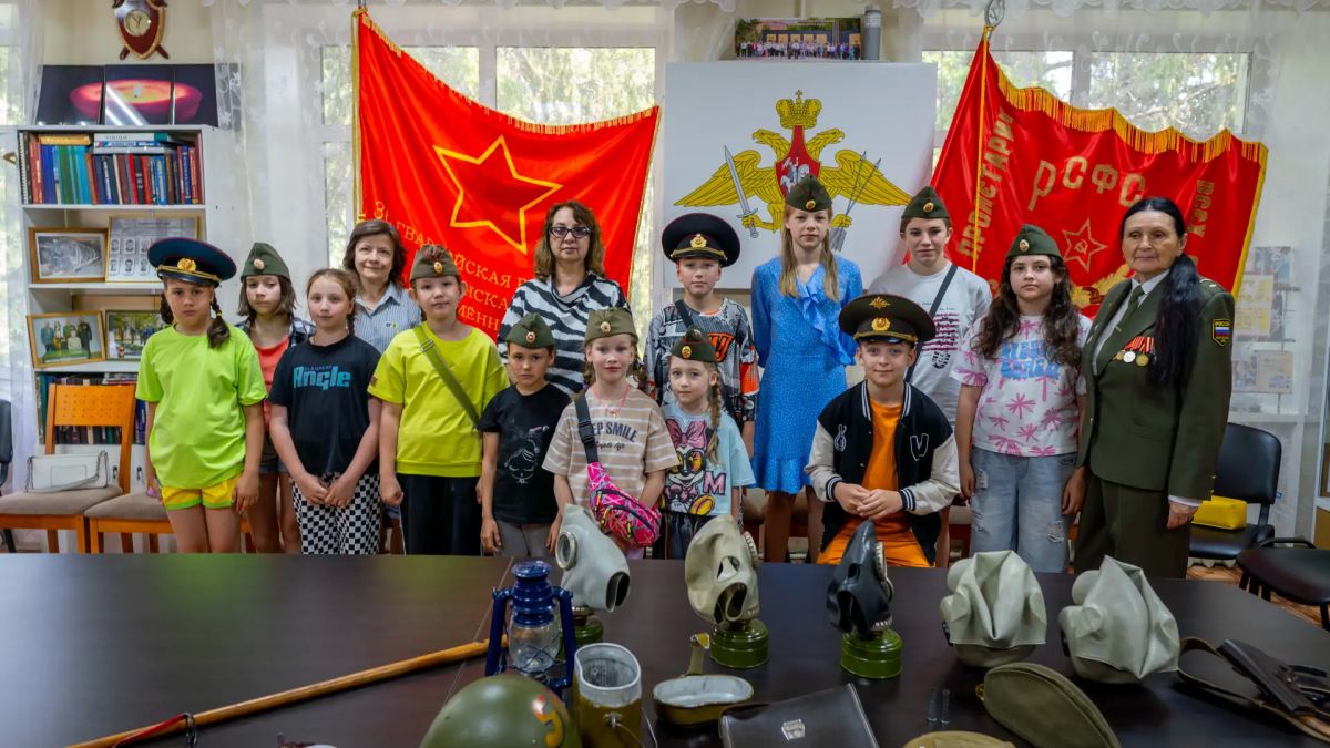 Точка памяти в Кедровом. 20 июня музей 36-й Венской Гвардейской Краснознаменной дивизии в Доме культуры посёлка Кедровый принимал ребят из летнего лагеря школы №71