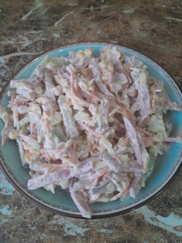 Салат с морковью по-корейски: вкусная находка для любого повода
