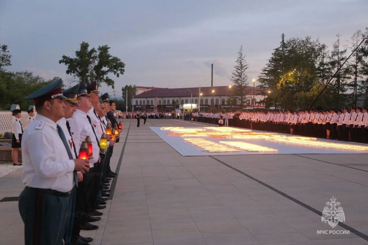 Сотрудники Главного управления почтили память погибших в годы Великой Отечественной войны