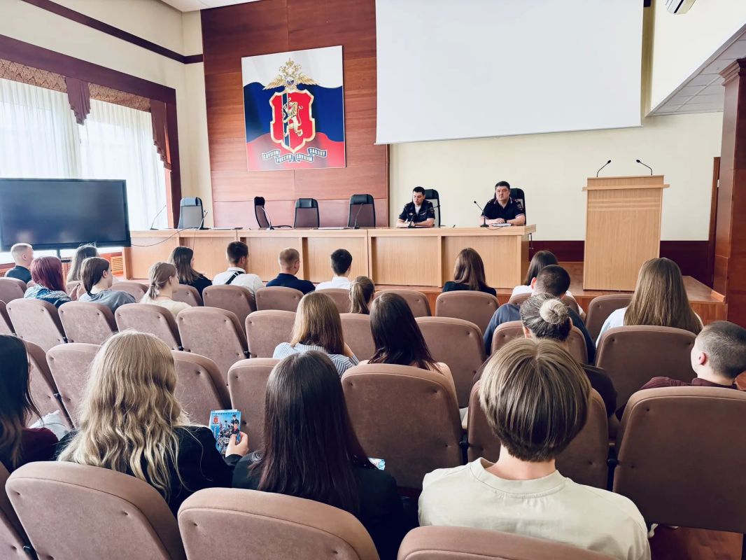 26 студентов сказали «Да» полиции!