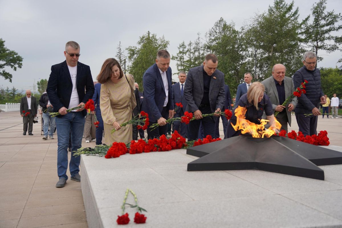 Сегодня День памяти и скорби Сегодня День памяти и скорби