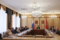 На заседании президиума краевого правительства губернатору доложили о промежуточных итогах специального проекта «Вызов» стратегической программы «Дети в семье»