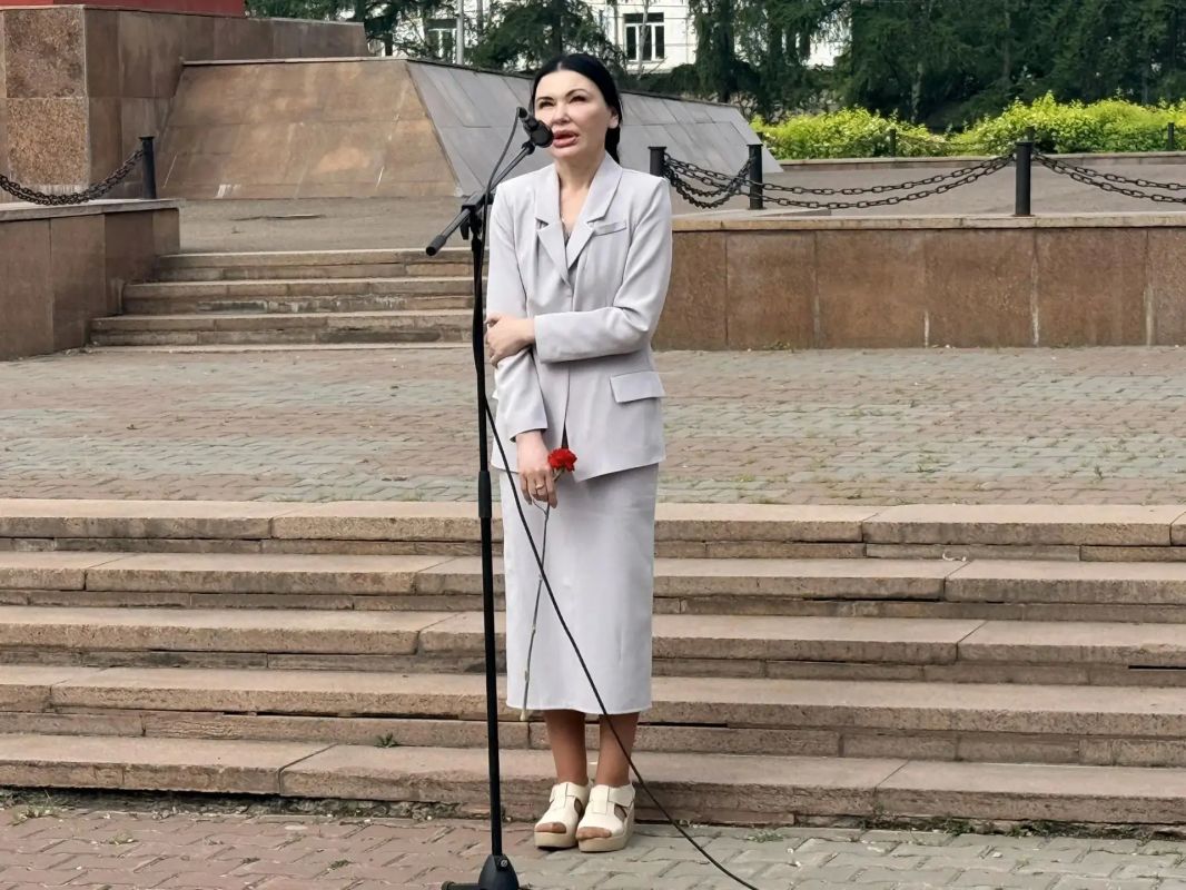 Помним. Скорбим. Гордимся.