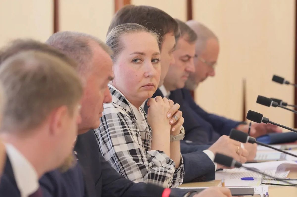 Михаил Котюков: Вместе с коллегами из правительства подвели итоги посевной и обозначили задачи для уборочной, которыми нужно заниматься уже сейчас Михаил Котюков: Вместе с коллегами из правительства подвели итоги посевной и обозначили задачи для уборочной, которыми нужно заниматься уже сейчас