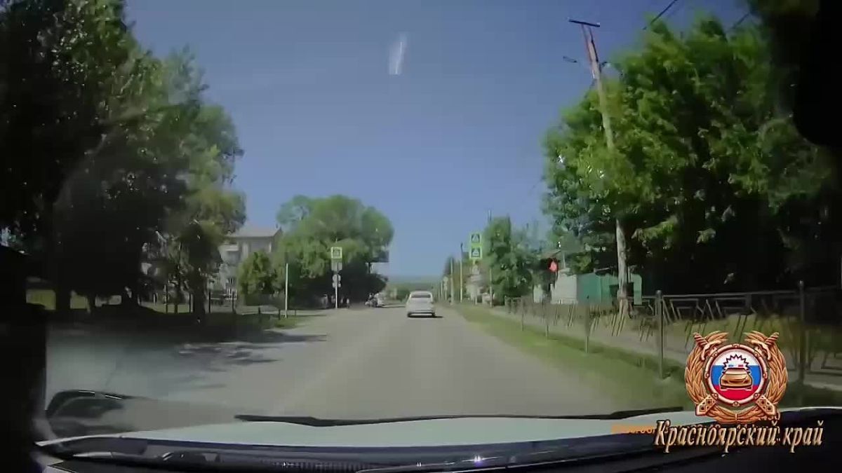 В Минусинске пенсионер сбил ребенка на самокате