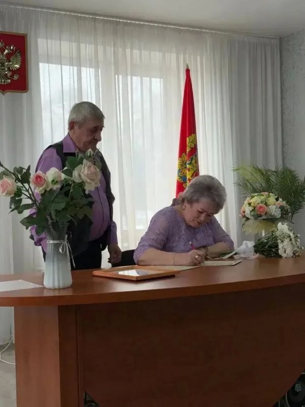 В Уярском районе ценят крепкие семьи и радостные события! В Уярском районе ценят крепкие семьи и радостные события!