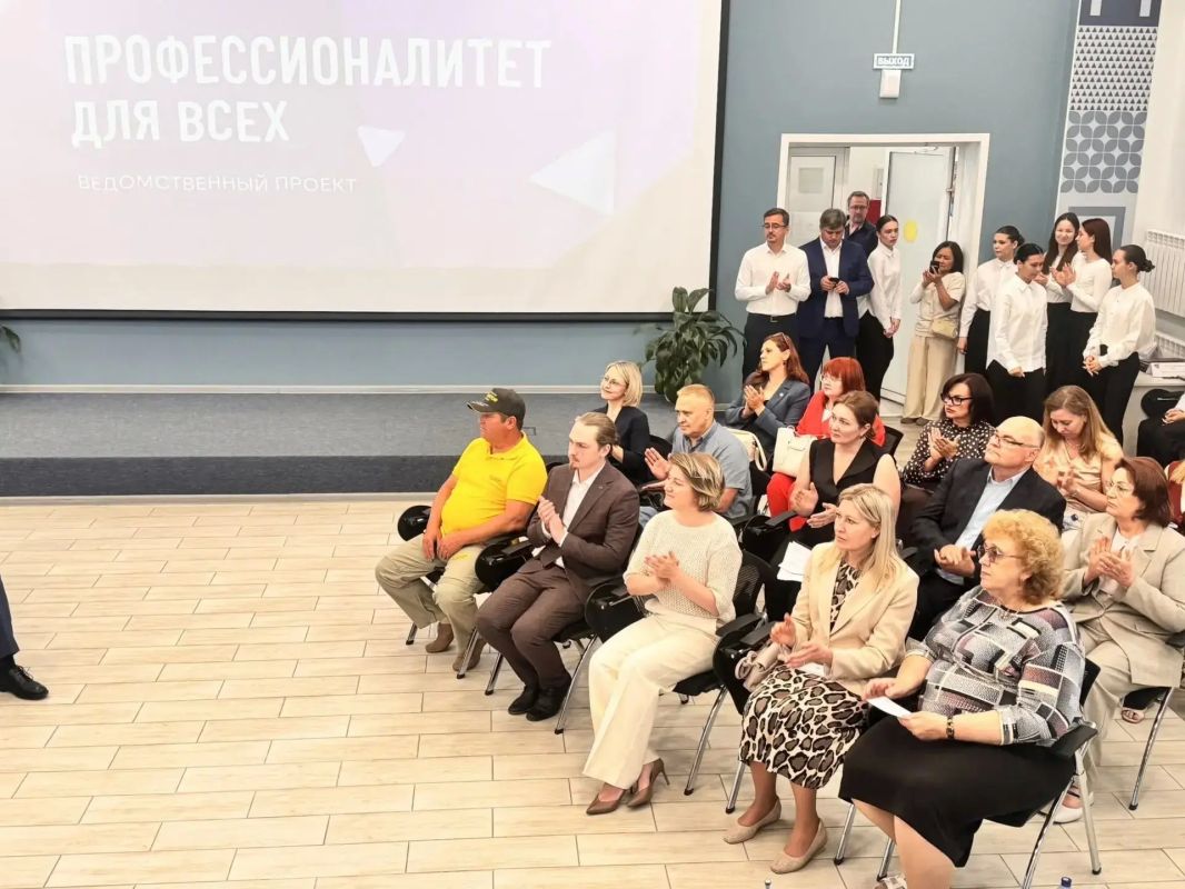 В Красноярском крае создадут три новых кластера в рамках краевого проекта «Профессионалитет для всех» В Красноярском крае создадут три новых кластера в рамках краевого проекта «Профессионалитет для всех»