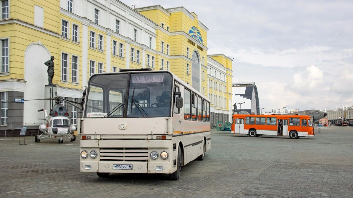 «Альтерна» на ретрофестивале: долгая жизнь автобуса на Минусинской ТЭЦ и новый этап «Альтерна» на ретрофестивале: долгая жизнь автобуса на Минусинской ТЭЦ и новый этап