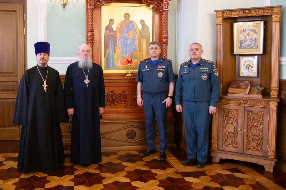Начальник Главного управления встретился с митрополитом Красноярским и Ачинским