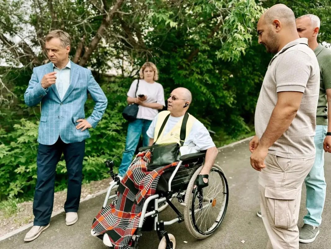 В Красноярске улицу Маерчака проверили на доступность В Красноярске улицу Маерчака проверили на доступность