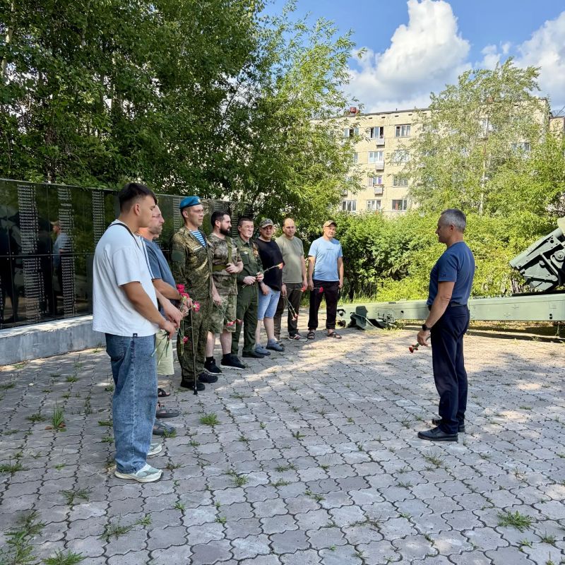 Честь и память. Сегодня, в День ветеранов боевых действий, в нашем городе прошла памятная акция Честь и память. Сегодня, в День ветеранов боевых действий, в нашем городе прошла памятная акция