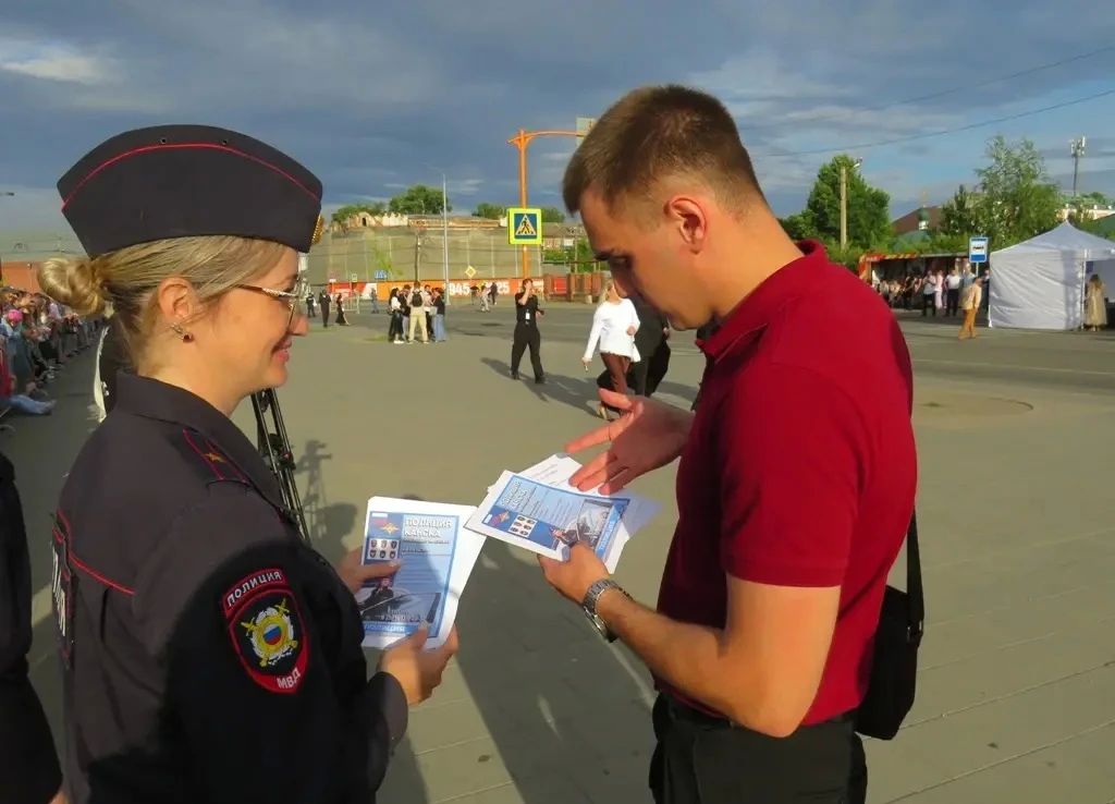 Служба в полиции – стабильно и престижно! Служба в полиции – стабильно и престижно!