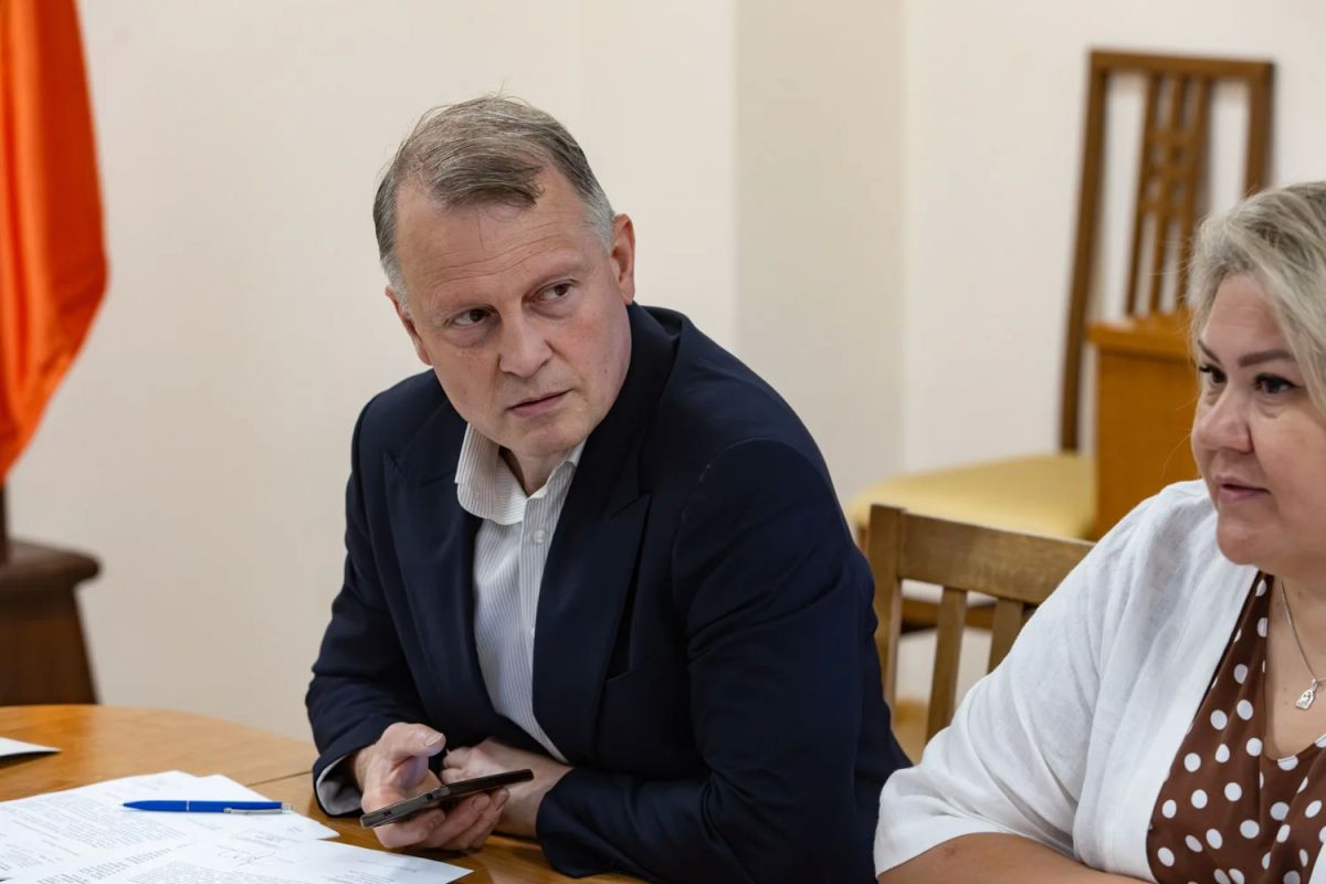 Виталий Дроздов: До запуска экотехнопарков краю нужны оперативные решения Виталий Дроздов: До запуска экотехнопарков краю нужны оперативные решения