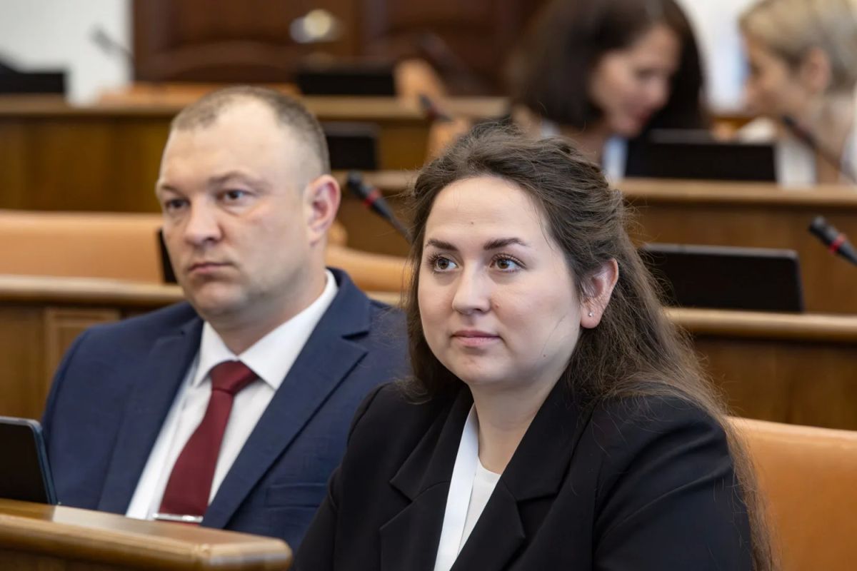 Краевые парламентарии встретились с участниками программы «Время героев» Краевые парламентарии встретились с участниками программы «Время героев»