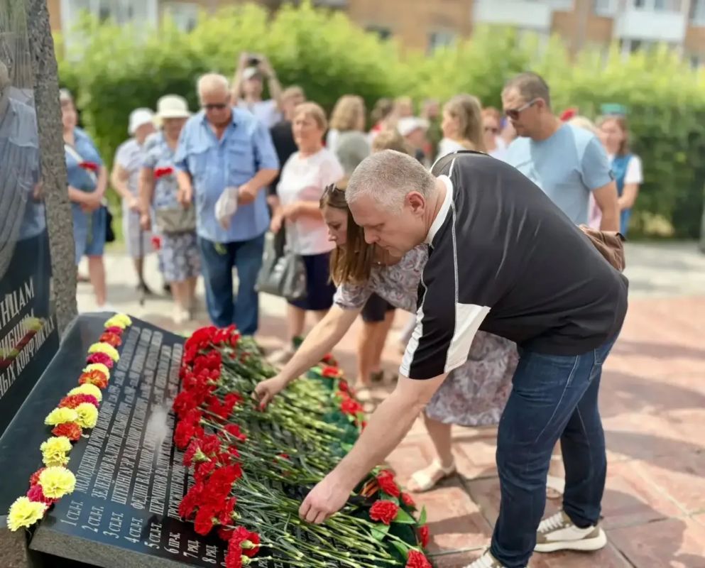 Помним каждого. Гордимся вечно Помним каждого. Гордимся вечно