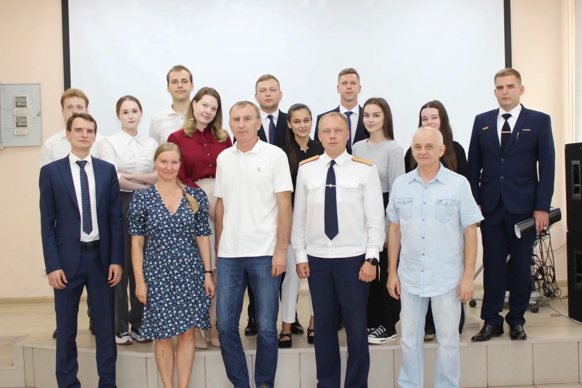 Руководитель управления криминалистики принял участие в работе государственной экзаменационной комиссии Юридического института СФУ
