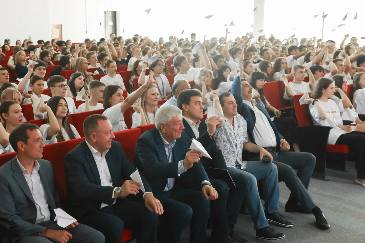 В Красноярске начала работу II Международная летняя школа по финансовой безопасности В Красноярске начала работу II Международная летняя школа по финансовой безопасности