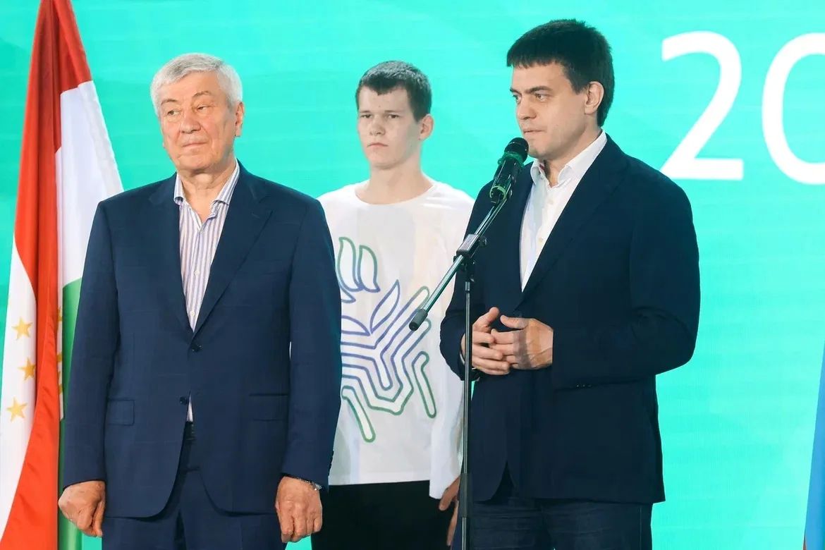Юрий Чиханчин выступил на открытии II Международной летней школы по финансовой безопасности Юрий Чиханчин выступил на открытии II Международной летней школы по финансовой безопасности