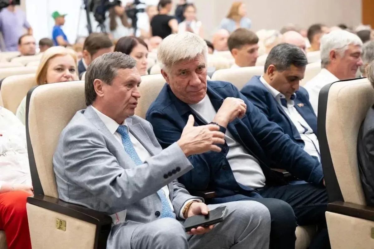 Единая Россия выдвинула кандидатов в Заксобрание края Единая Россия выдвинула кандидатов в Заксобрание края