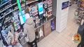 Покаталась на автобусе, попила кофе и наелась бургеров: красноярка пойдет под суд за кражу денег с банковской карты
