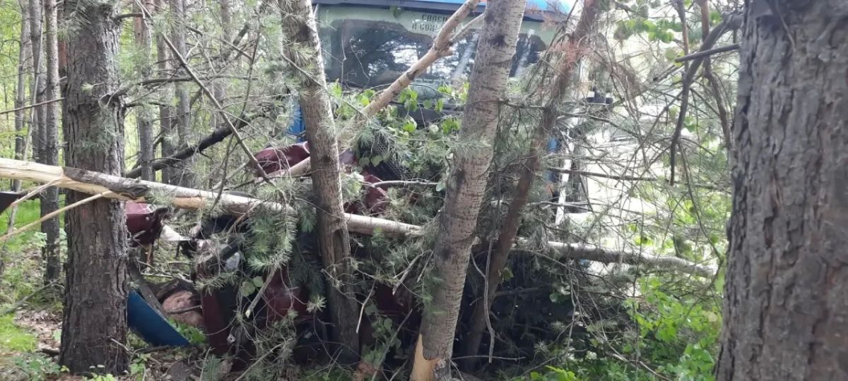 В Иланско-Нижнеингашском округе сотрудники полиции выясняют обстоятельства смертельного ДТП По предварительной информации, сегодня утром на 1142 км а/д Р-255 «Сибирь» 22-летний водитель-бесправник ВАЗ 2104 выехал на... В Иланско-Нижнеингашском округе сотрудники полиции выясняют обстоятельства смертельного ДТП По предварительной информации, сегодня утром на 1142 км а/д Р-255 «Сибирь» 22-летний водитель-бесправник ВАЗ 2104 выехал на...