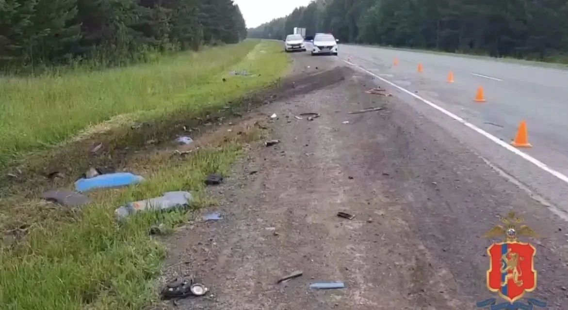 Четверо молодых парней погибли в лобовом ДТП с фурой на трассе в Красноярском крае Четверо молодых парней погибли в лобовом ДТП с фурой на трассе в Красноярском крае