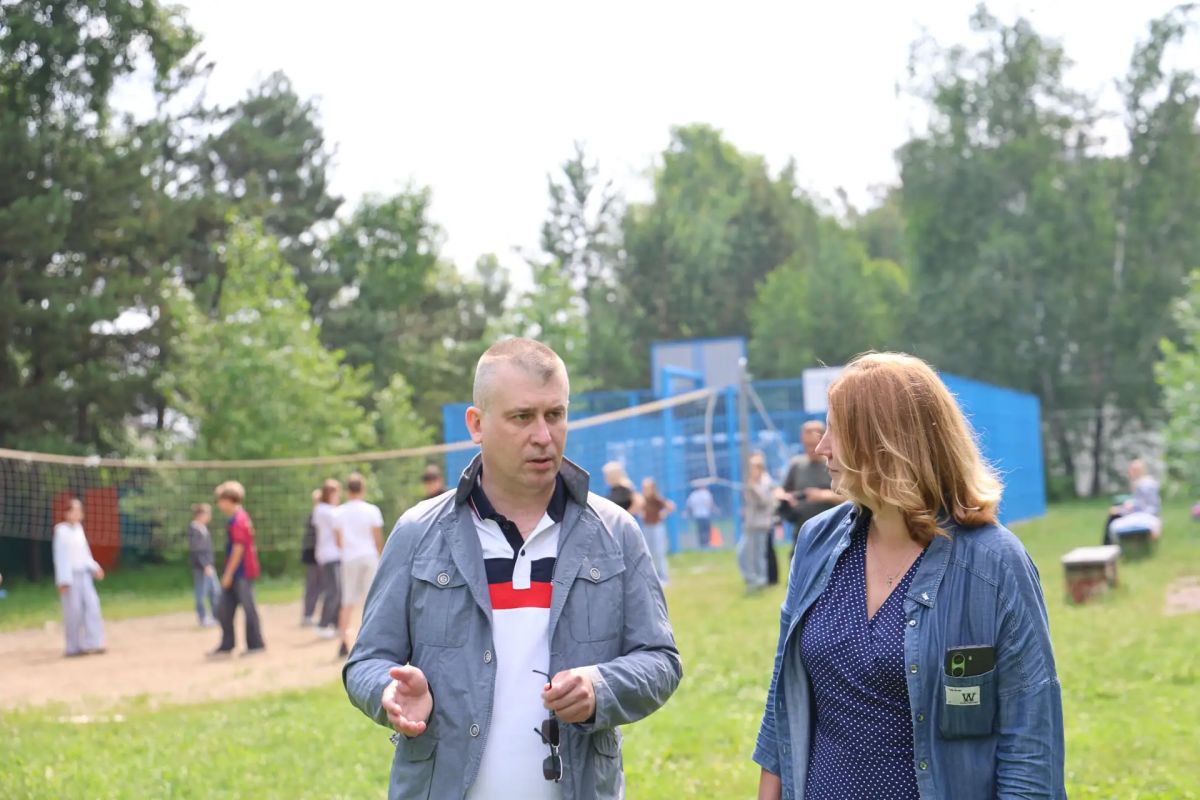 Депутат Красноярского городского совета, генеральный директор телекомпании «8 канал - Красноярский край» Иван Головкин побывал в детском лагере ГУФСИН России по Красноярскому краю «Республика Солнечная» Депутат Красноярского городского совета, генеральный директор телекомпании «8 канал - Красноярский край» Иван Головкин побывал в детском лагере ГУФСИН России по Красноярскому краю «Республика Солнечная»
