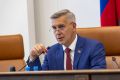Открывая 61-е заседание, которым завершается сессионная работа Законодательного Собрания Красноярского края четвертого созыва, председатель Алексей Додатко подвел итоги