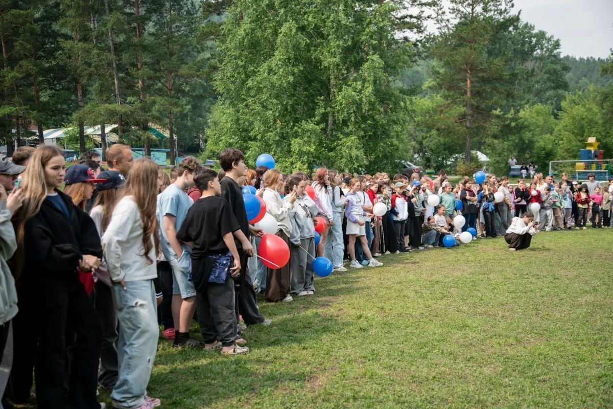 В детском оздоровительном лагере «Красэйр» прошёл настоящий день открытых дверей в мир полиции! В детском оздоровительном лагере «Красэйр» прошёл настоящий день открытых дверей в мир полиции!