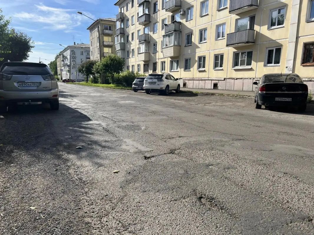 Проезды к школам Железногорска будут готовы к середине августа Проезды к школам Железногорска будут готовы к середине августа