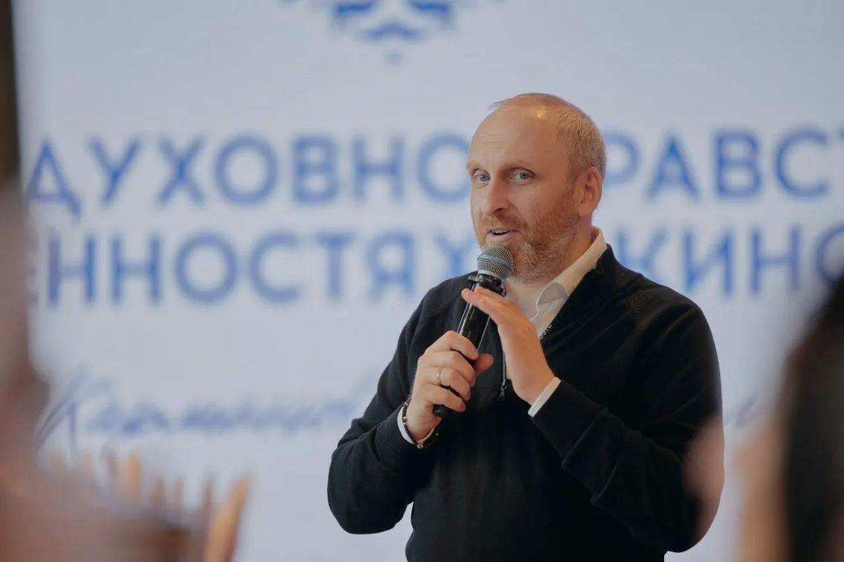 Арт-кластер «Таврида» запускает питчинг кинопроектов, посвященных единству народов России Арт-кластер «Таврида» запускает питчинг кинопроектов, посвященных единству народов России