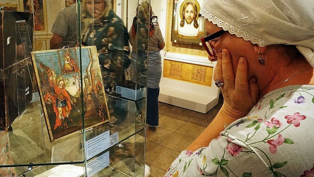 Елена Шаклеина и Анастасия Сычевник: «Иконопись — это правда неподдельная» Елена Шаклеина и Анастасия Сычевник: «Иконопись — это правда неподдельная»