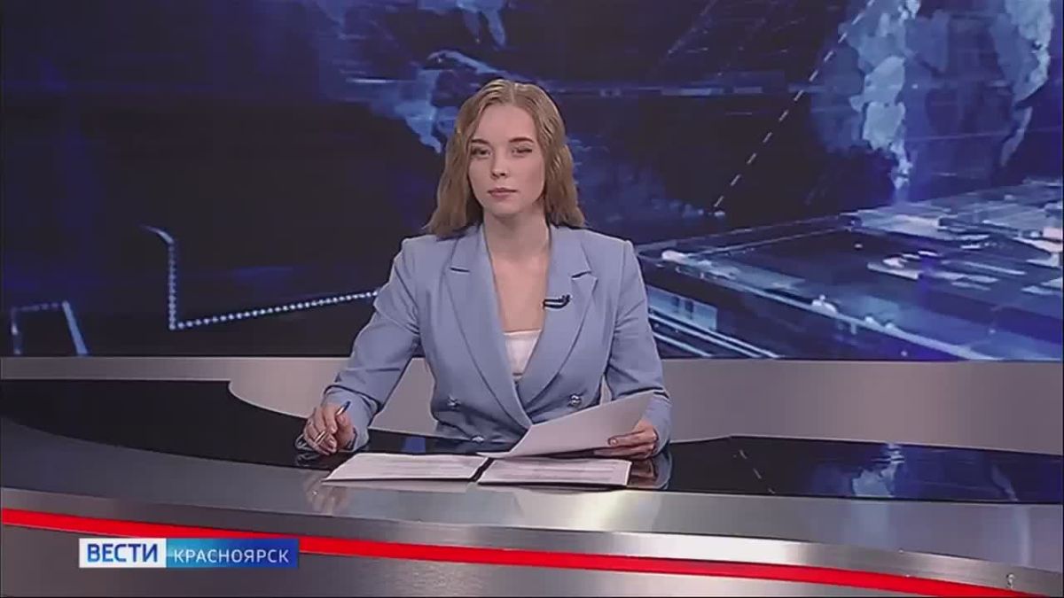 Красноярские спасатели помогли двум семейным парам выбраться на безопасный берег