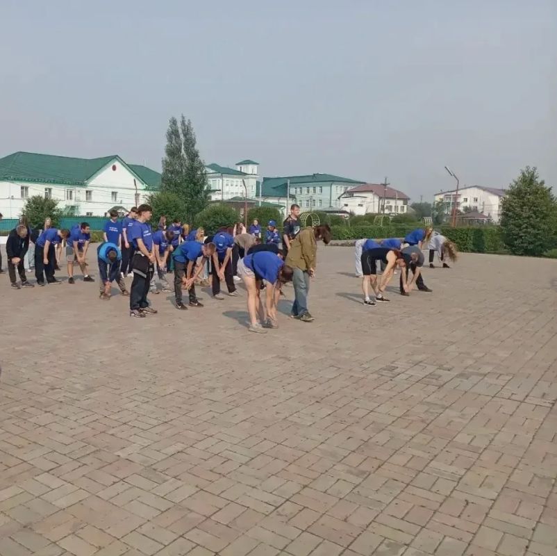 Зарядись энергией вместе с полицией! Зарядись энергией вместе с полицией!
