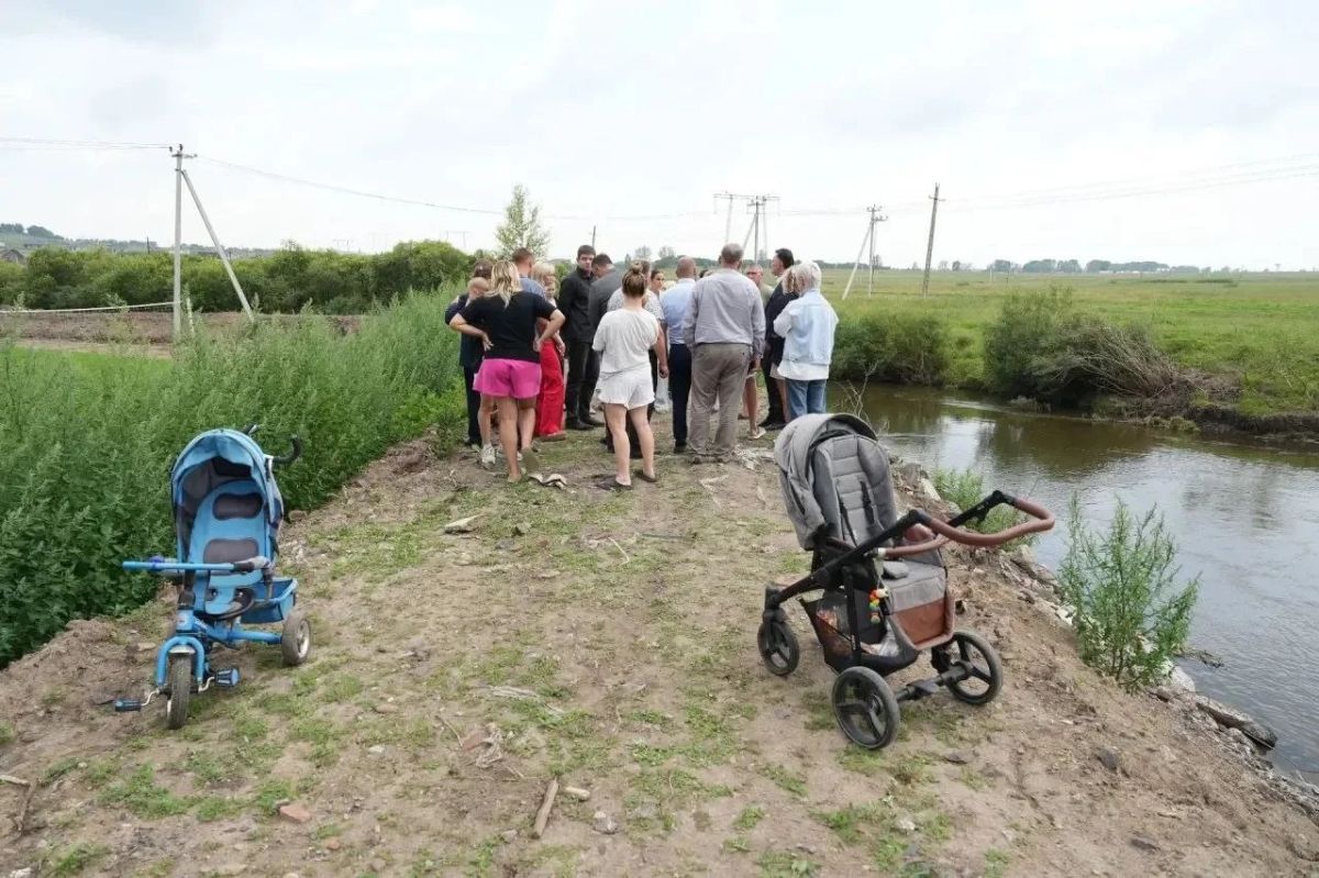Подготовка к отопительному сезону, отвод воды и ямочный ремонт дорог – план ближайших действий наметили с жителями самых западных территорий большого Красноярска Подготовка к отопительному сезону, отвод воды и ямочный ремонт дорог – план ближайших действий наметили с жителями самых западных территорий большого Красноярска