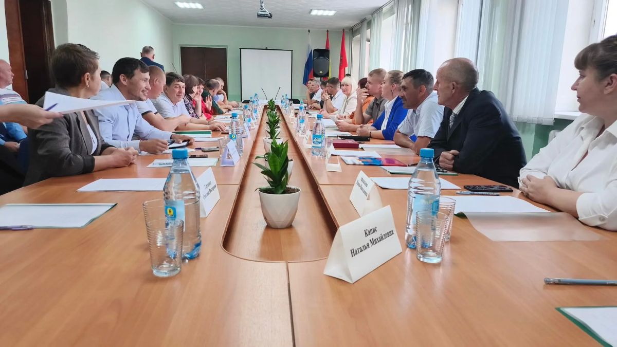 Официально: В Ермаковском округе избран новый глава