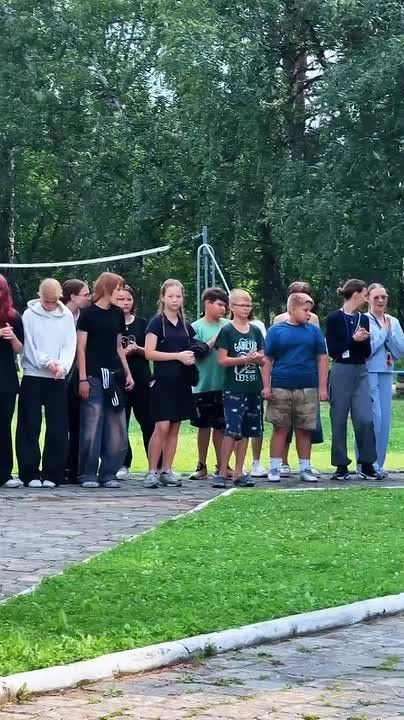 Профориентация в «Республике Солнечной»: полицейские показали детям всё многообразие службы!