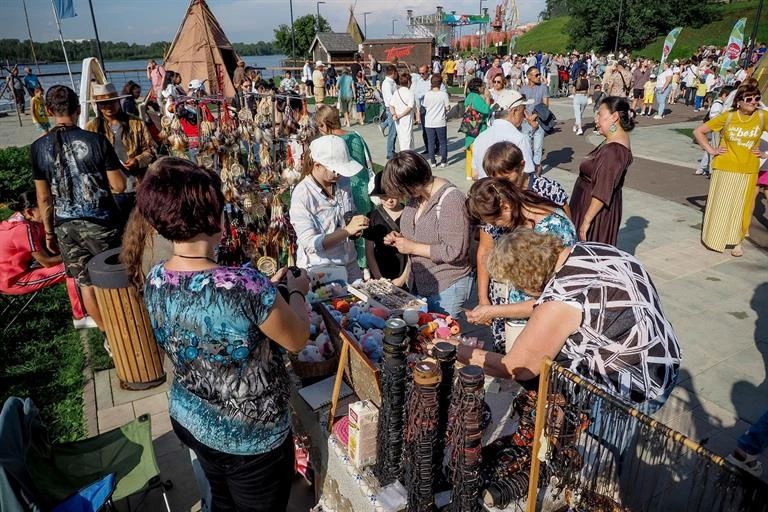 1 августа с 16:00 на Центральной набережной начнётся праздничная программа