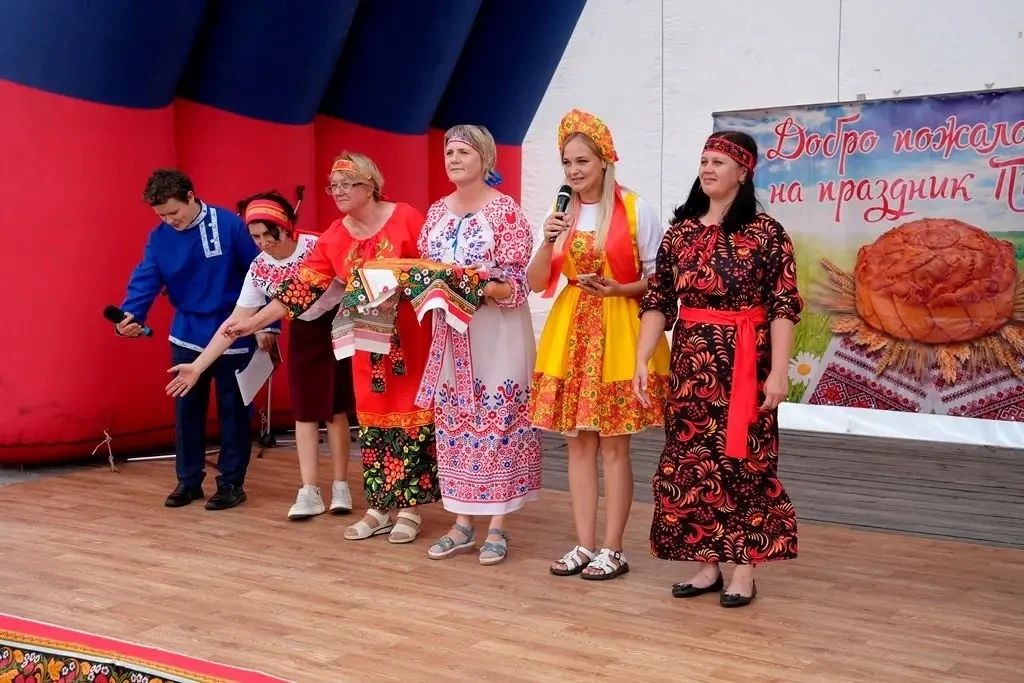 В Мокрушинском в пятый раз прошёл День пирога! В Мокрушинском в пятый раз прошёл День пирога!
